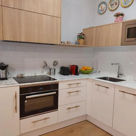 En Con Zonas Comunes Compartida H1 Homestay szállás *