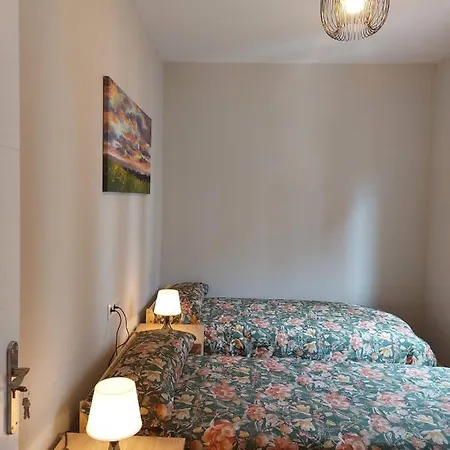 Séjour chez l'habitant En Con Zonas Comunes Compartida H1 *